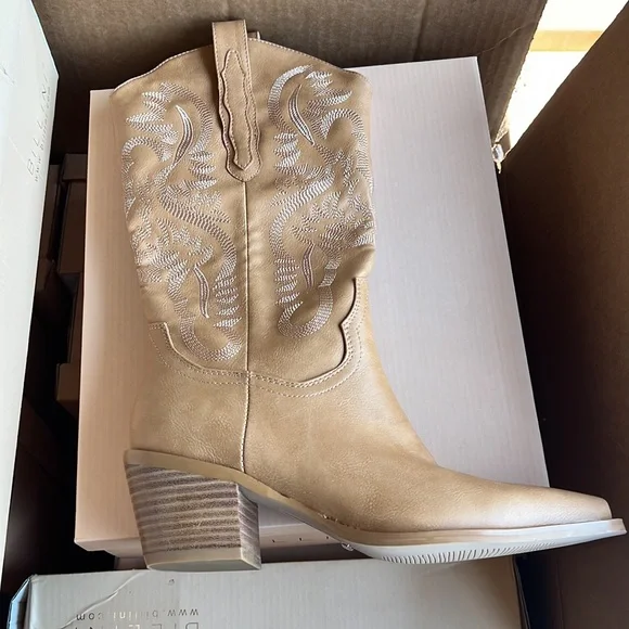 Billini Danilo Western Boots in Camel Brown - Picture 4 of 10